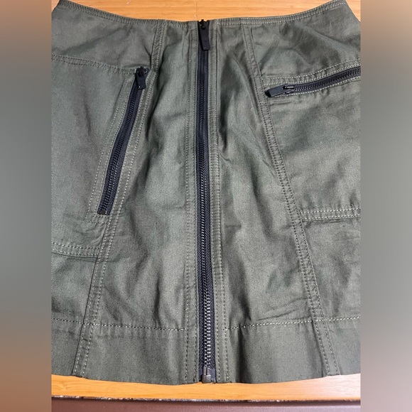 EUC MCQ Alexander McQueen- Green Military Pocket Skirt. Size S - Picture 12 of 13